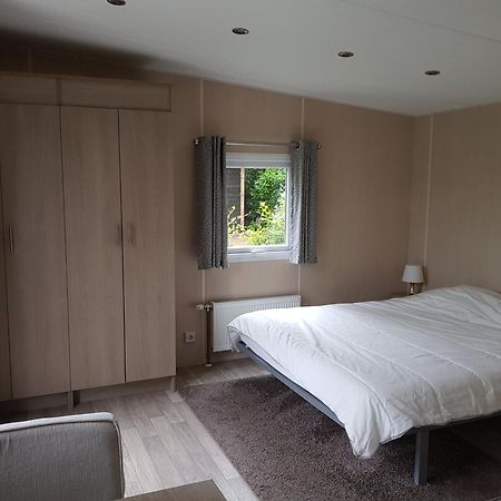 De Bijsselse Enk, Chalet 20 A ヌンスペート 部屋 写真